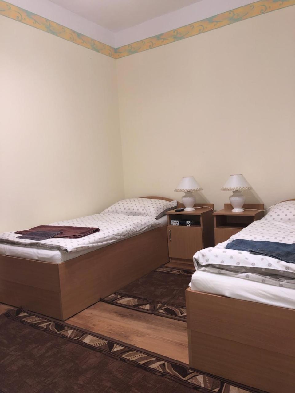 Adam Tanya Fogado Hotel Balazspuszta ภายนอก รูปภาพ