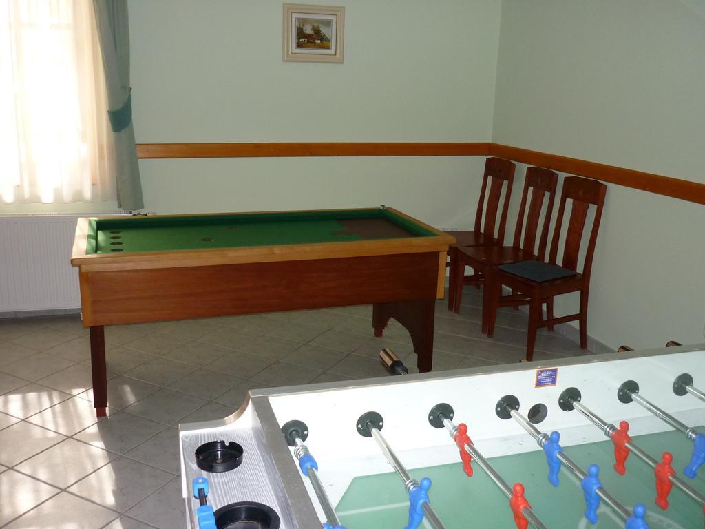 Adam Tanya Fogado Hotel Balazspuszta ภายนอก รูปภาพ